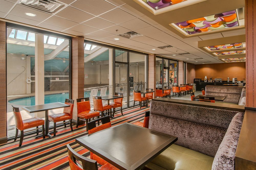 Downtown - Stadium By Ihg Hotel